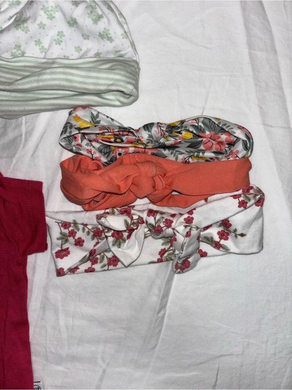 Newborn baby bundle: 12 items